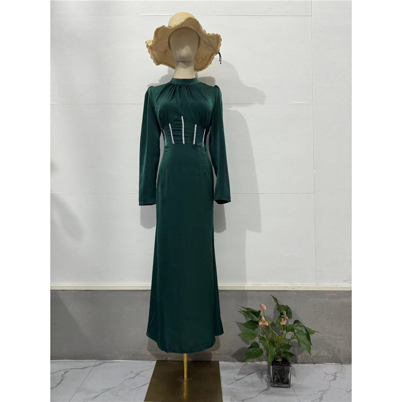 Jaghds | Women’s Long-Sleeved Pleated Dress with Irregular Slit Hem