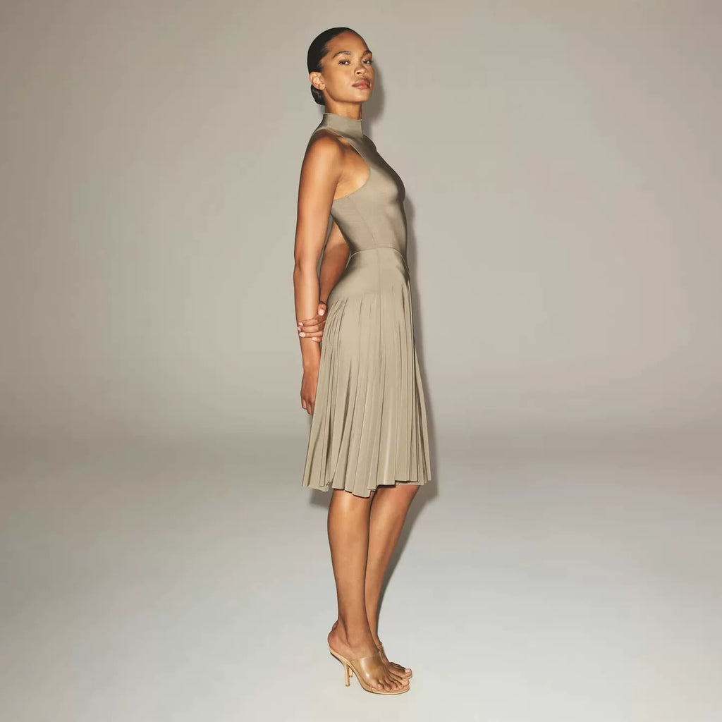 Jaghds | Sleeveless Pleated Midi Dress with High Collar and Elegant Silhouette